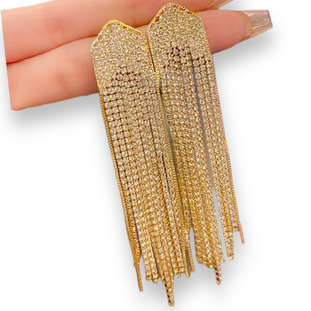 Vintage style rhinestone drop earring
